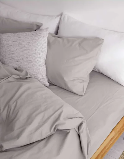 fitted-sheet-gray طقم ملاية سرير سادة مثبت 3قطع