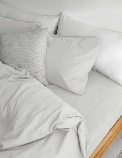 fitted-sheet-off-white طقم ملاية سرير سادة مثبت 3قطع