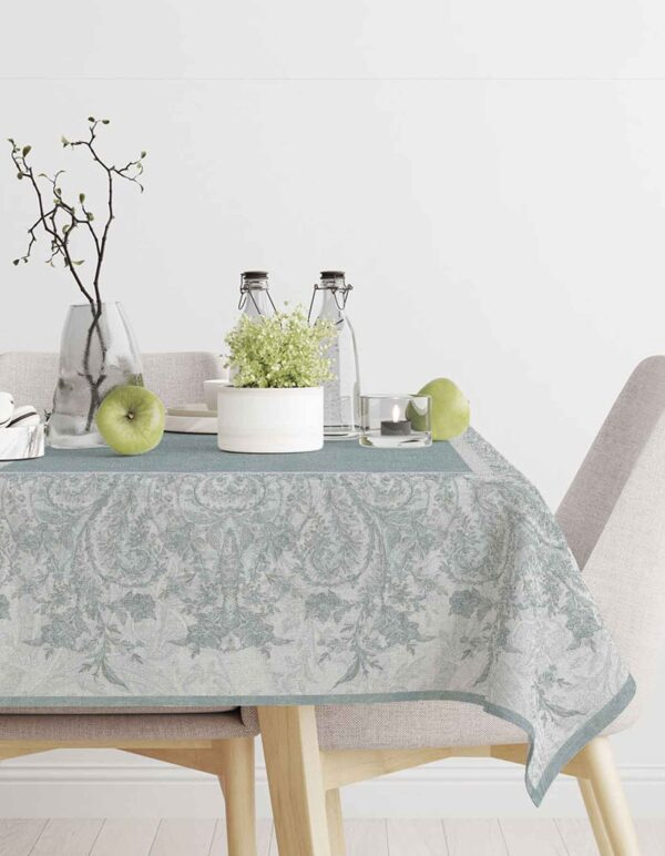 مفرش سفرة مطبوع 135×250سم - تصميم 104