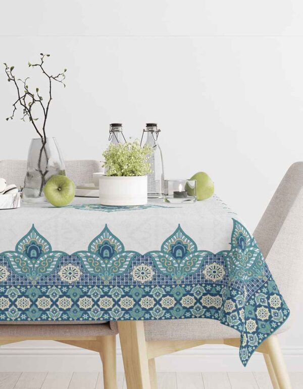 مفرش سفرة مطبوع 135×250سم - تصميم 106