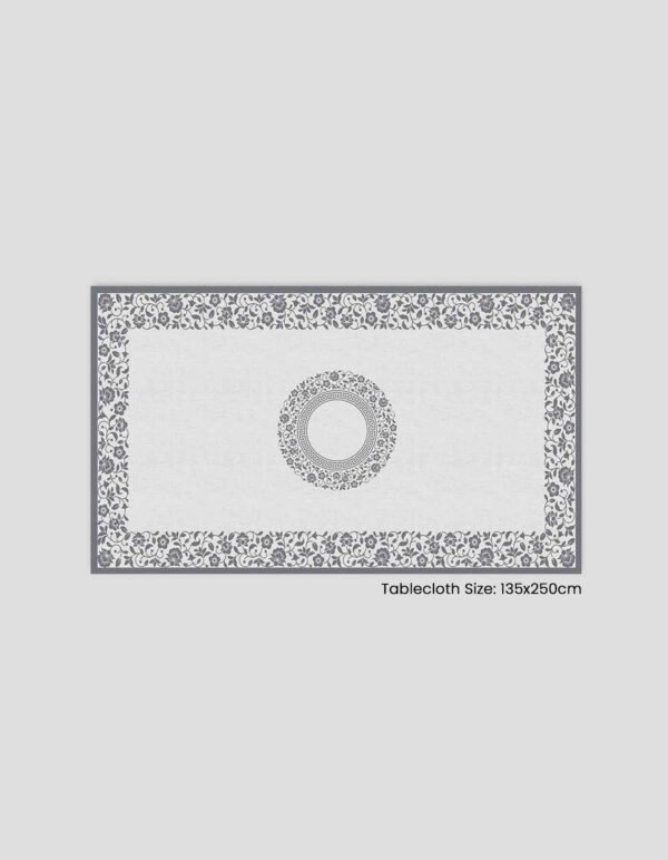 Tablecloth decorated with botanical patterns, measuring 135x250 cm