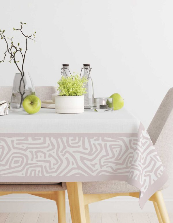 مفرش سفرة مطبوع 135×250سم - تصميم 293